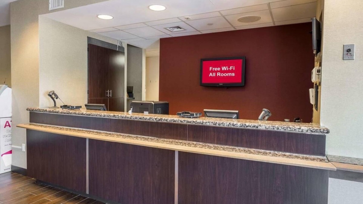 Saugus House | Vacation Starts Here! Pet Friendly Property, Near Logan Airport!