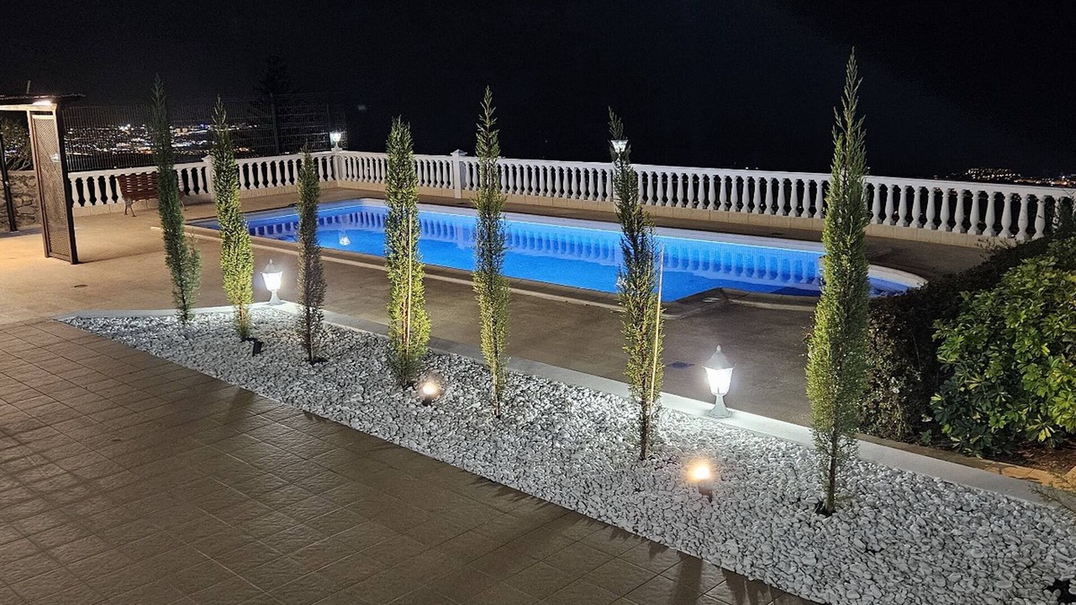 Armenime Villa | Vacation Villa 'Cool 4-bedroom with Sea Views' with Sea View, Wi-Fi and Air Conditioning