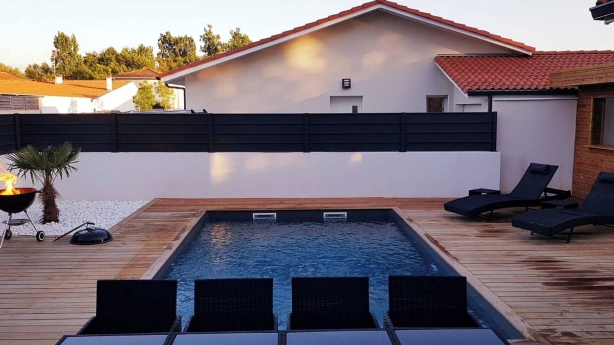 Tosse Villa | Vacation villa 12 minutes from the beach