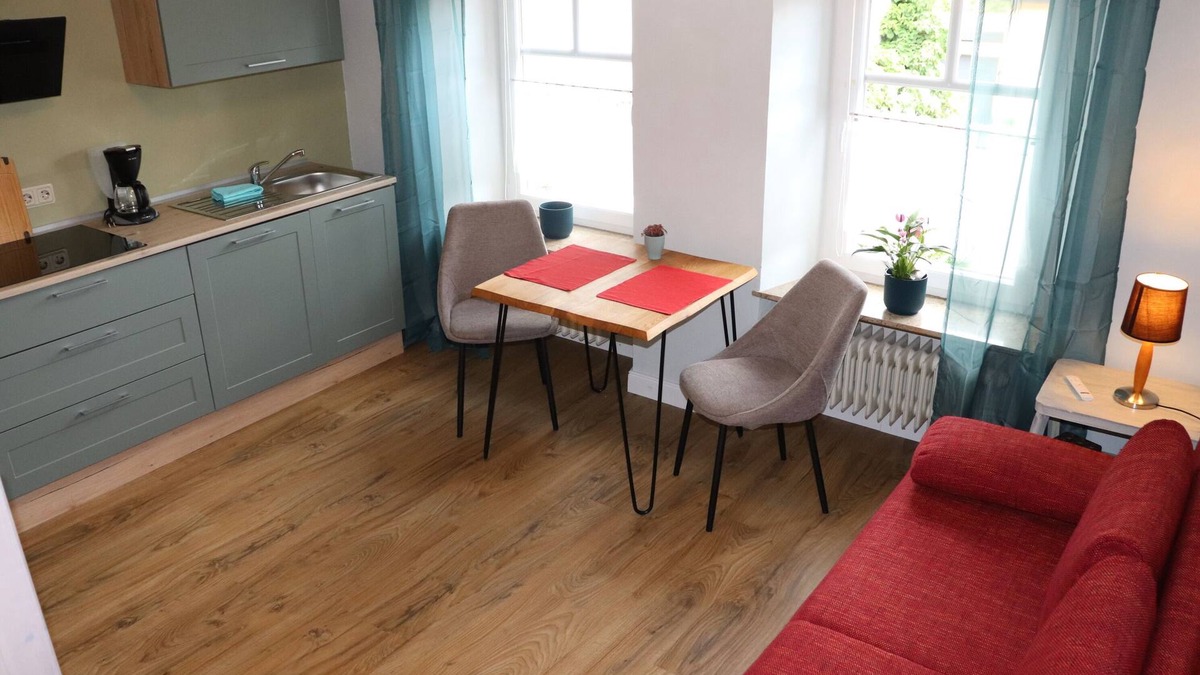 Burgen Apartment | Vacation with the winegrower with use of the garden - Own restaurant