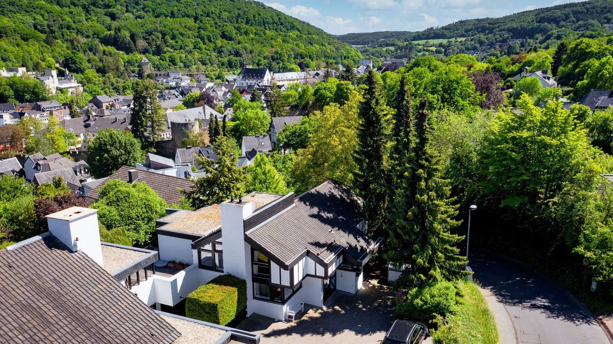 Bad Muenstereifel Apartment | Vacations in a beautiful location in the spa town of Bad Münstereifel at the North Eifel National Park