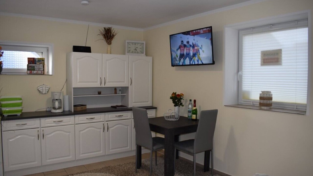 Frankenheim-Lindennaundorf Apartment | Vacations on a horse farm in the beautiful Leipzig Neuseenland - 2.5 km to the lake!