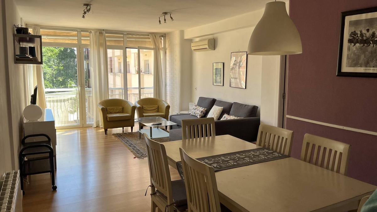 Mestalla Apartment | València city, quiet, families, homeworking, 3 bed