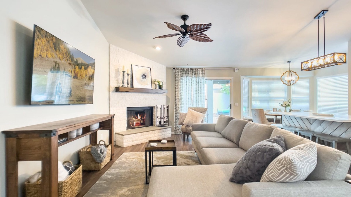 Val Vista Lakes House | Val Vista Oasis- Gorgeous Gilbert Home with Pool