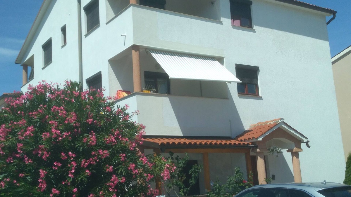 Valbandon Apartment | Valentina, 2 bedrooms, beach250m. air conditioning, parking, wi-fi,