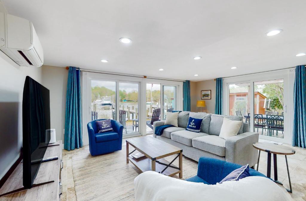 Herald Harbor House | Valentine Creek Retreat