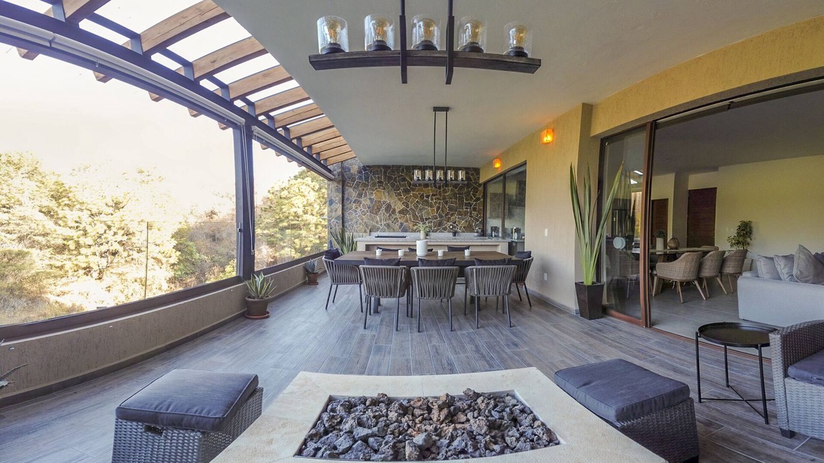 El Calvario House | Valle de Bravo- Casa Luka Home Resort with pool, Casa Luka- Valle de Bravo. Ideal para descansar en