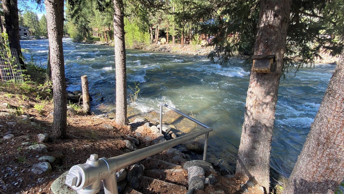 Bayfield Cabin | Vallecito Creekfront Cabin ~ Perfect Mountain Retreat for Families or Couples!