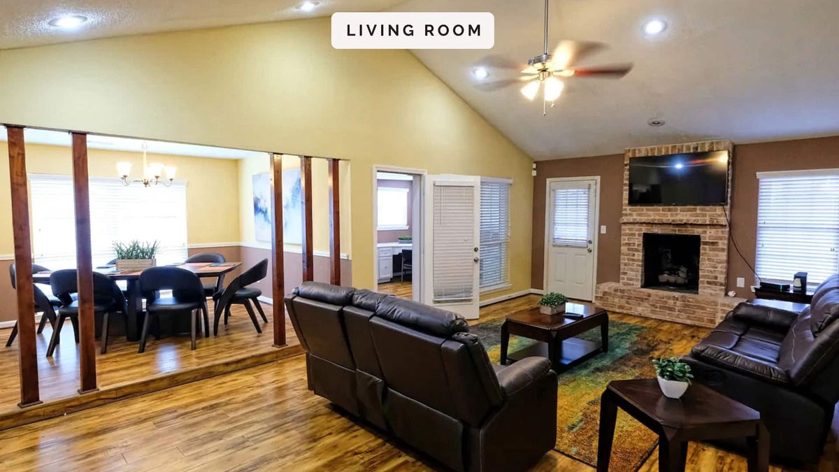 Missouri City House | Valley Bend · NRG,MedCenter,MMPark,Galleria ,Md Anderson VB