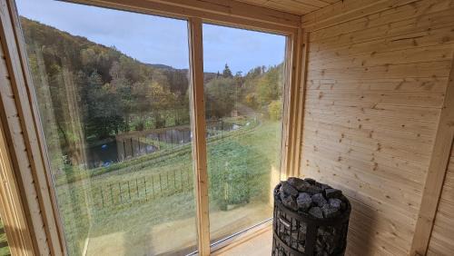 Bestwig Apartment | Valley Chalet mit Sauna u Bergblick