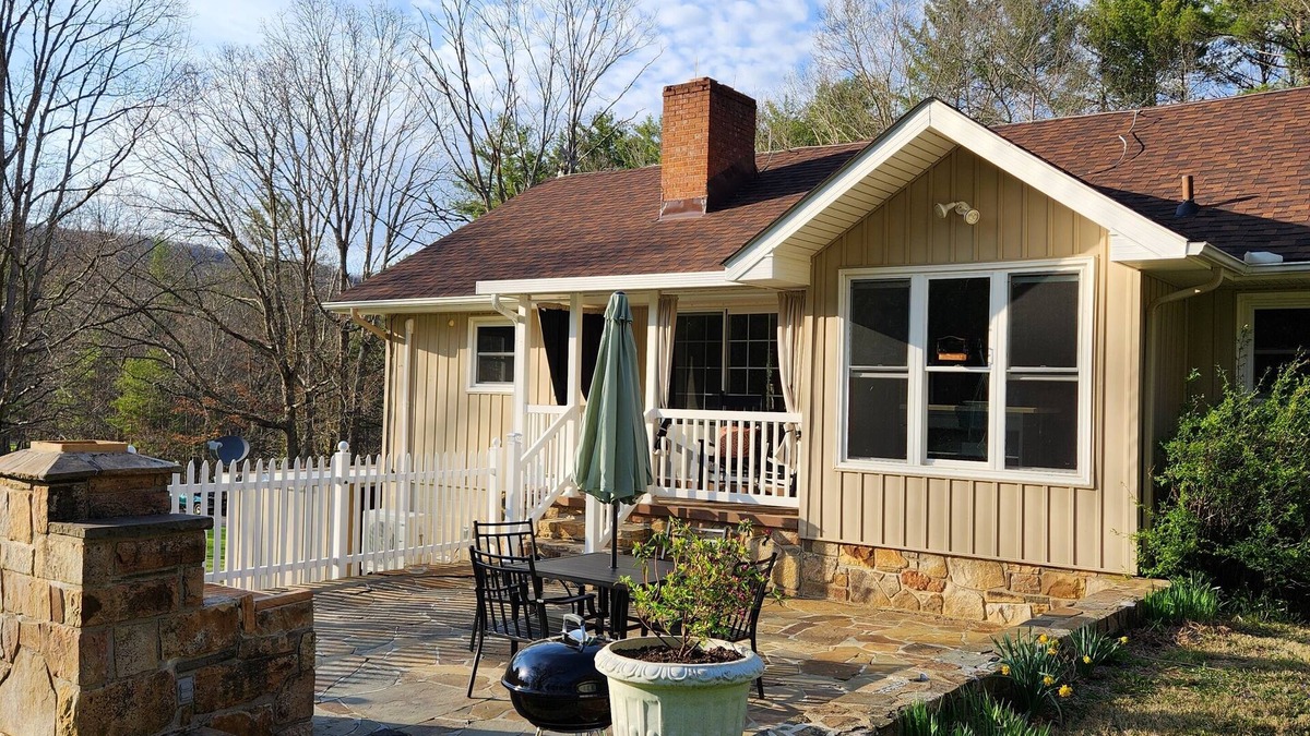 White Sulphur Springs House | Valley Ridge Retreat, 2-Acres Near Greenbrier, Borders National Forest & Trails