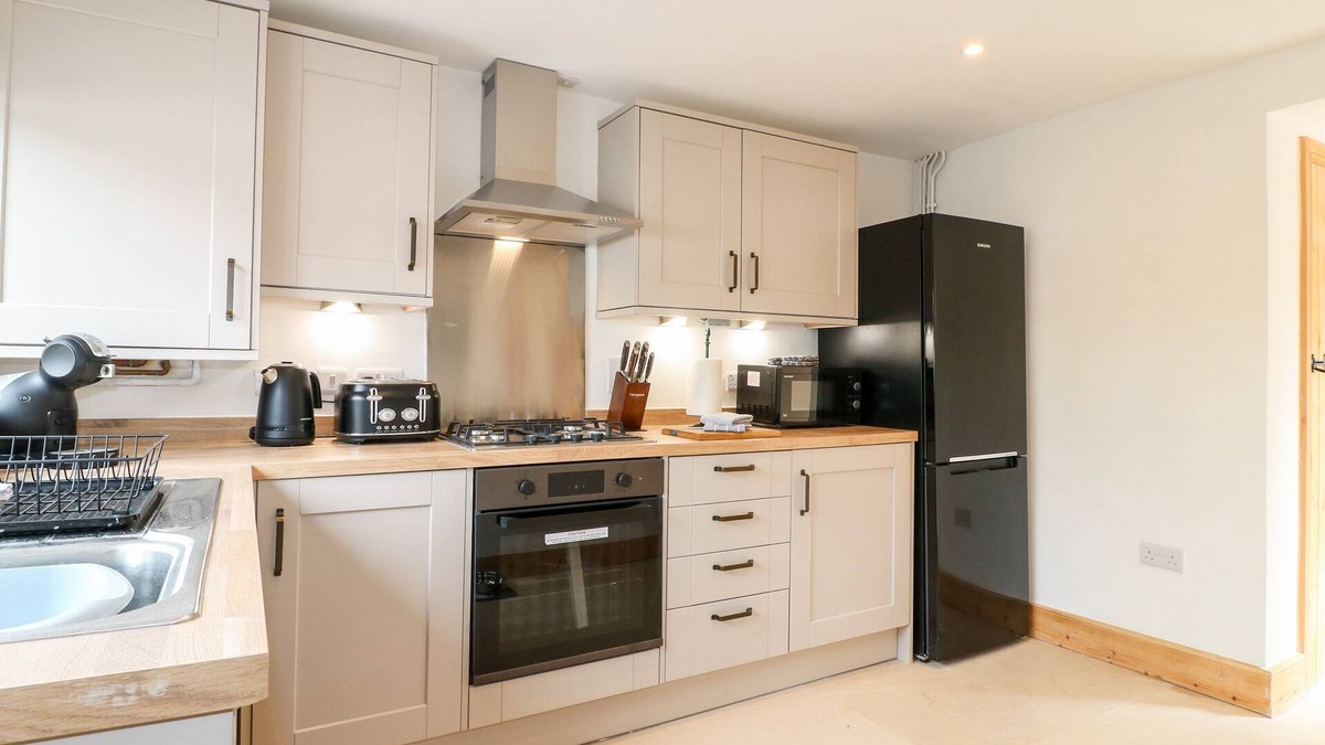 Hulland Ward Cottage | Valley View
