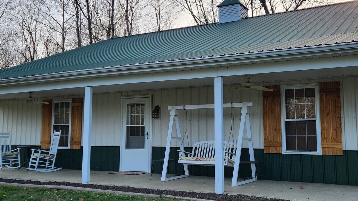 Providence Cabin | VALLEY VIEW LODGE, A MODERN CABIN IN WESTERN KY