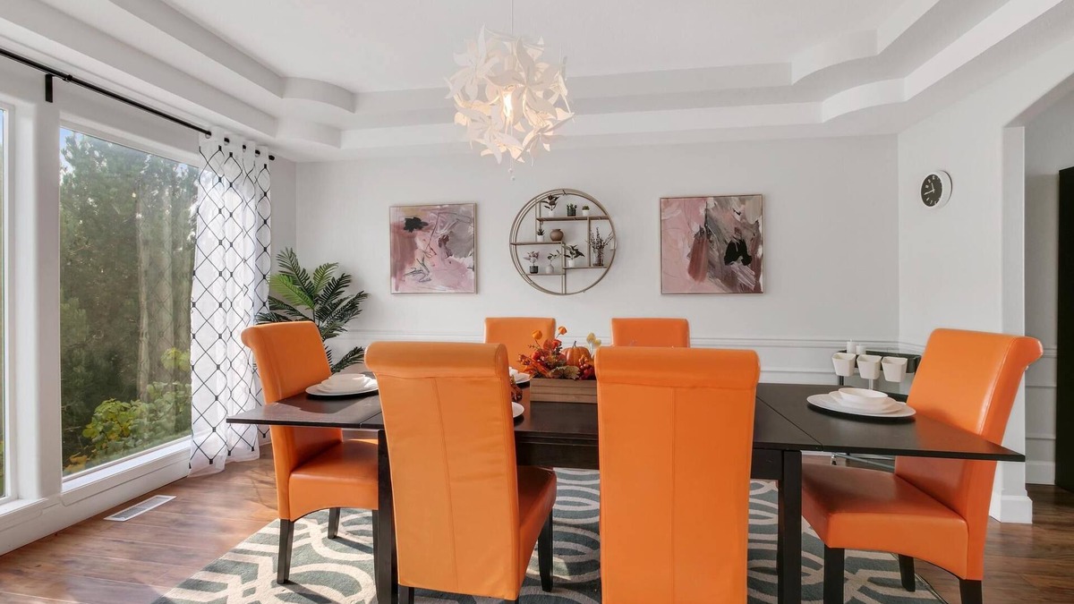 Veradale House | Valley villa with pool, hot tub, sauna & game room