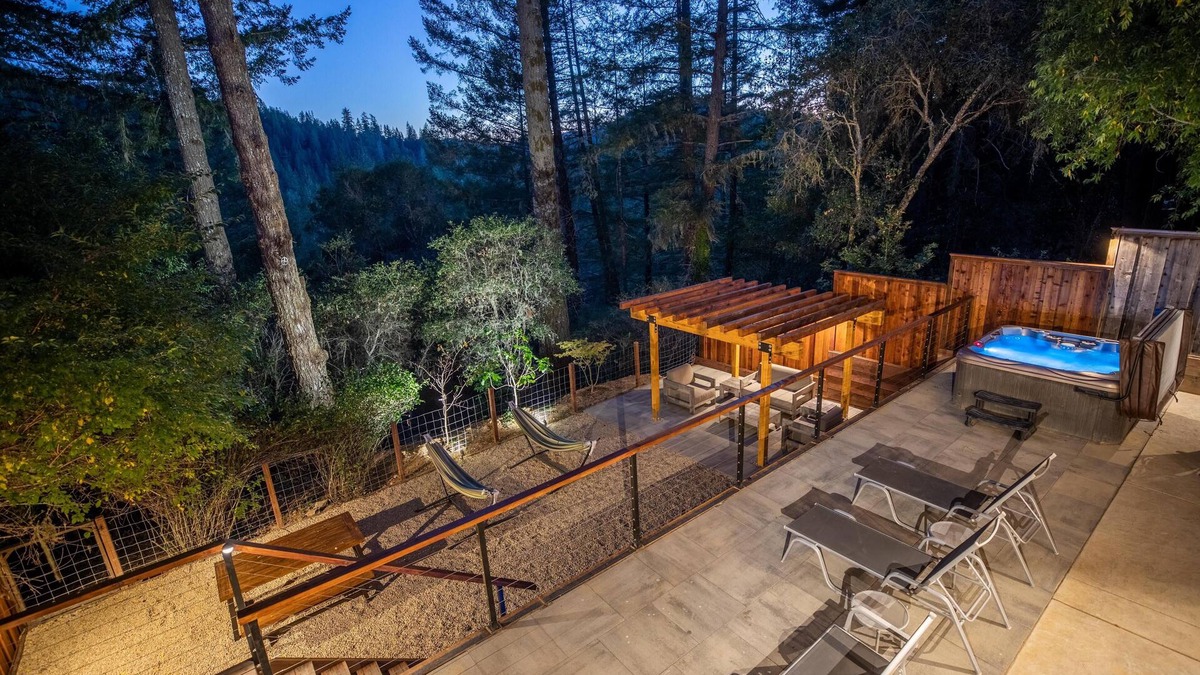 Guerneville House | Valley Vista | A Wine Country Escape