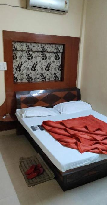 Hoshangabad House | Vamoose Balaji Inn