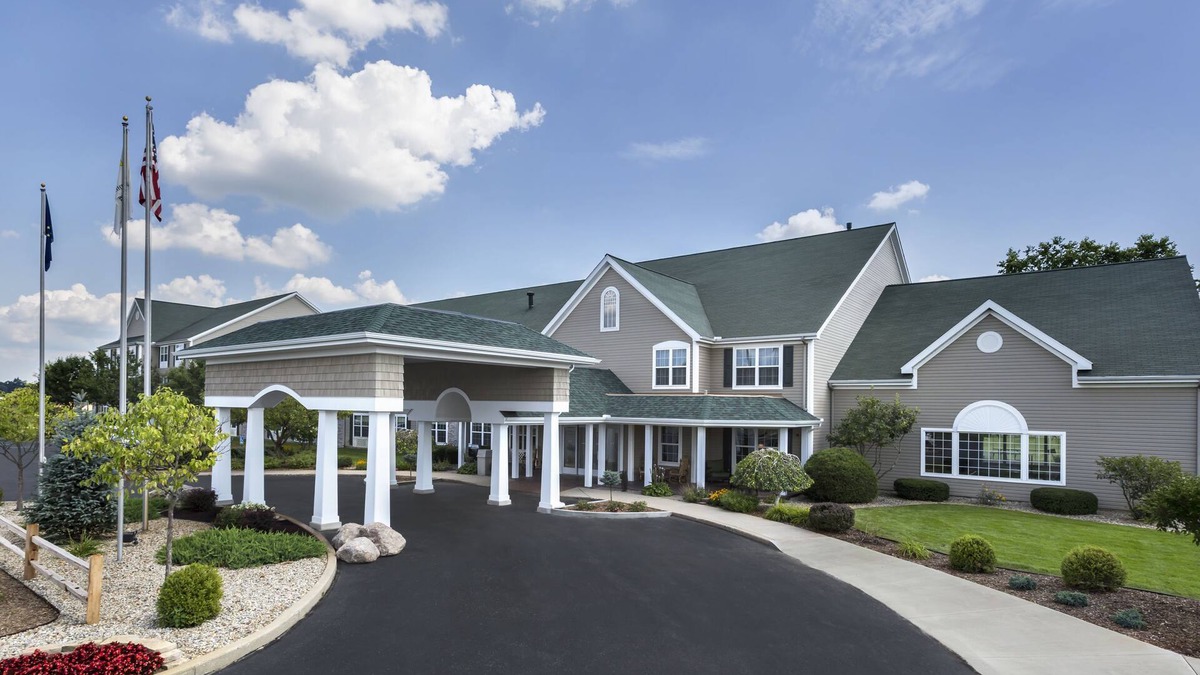 Shipshewana Hotel | Van Buren Hotel