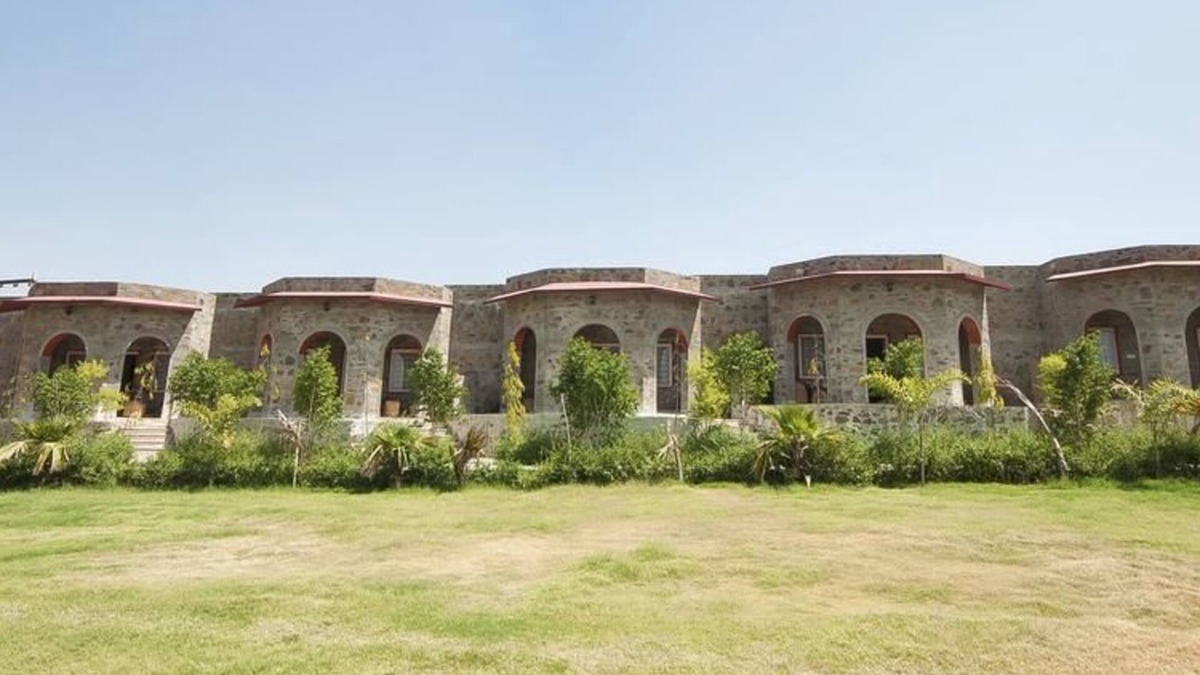 Talab Hotel | Van Chhavi Resort