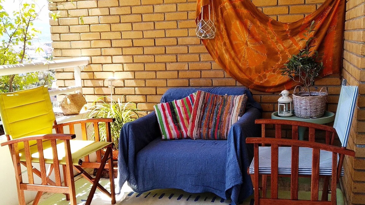 Marousi Apartment | Vana' s penthouse with comfortable relaxing fully furnished balcony