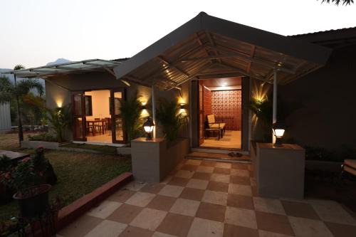 Kadadhe Hotel | Vanah - Villa And Resort