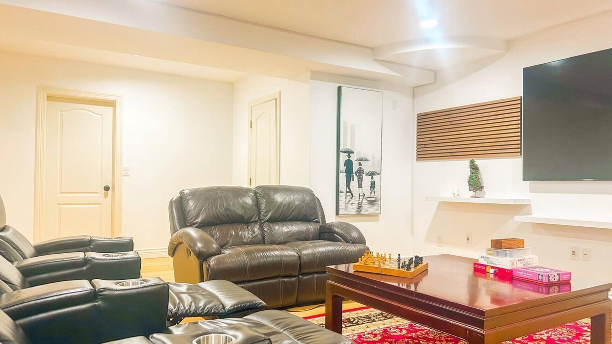 Marpole House | Vancouver Private 3 bedrooms 3 bathroom, 5 Min to airport, 15 min to Downtown