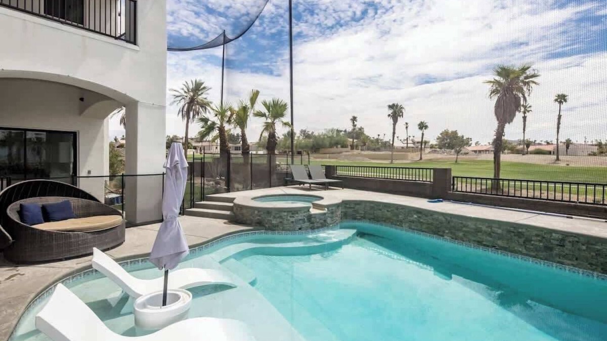 Lake Havasu City Villa | Vanderpump Rules! Lake Havasu Luxury Villa w/Pool, Hot Tub + Guest House
