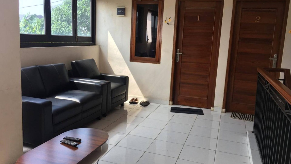 Bekasi House | Vanila Kost Jatiwarna - Caters to Women
