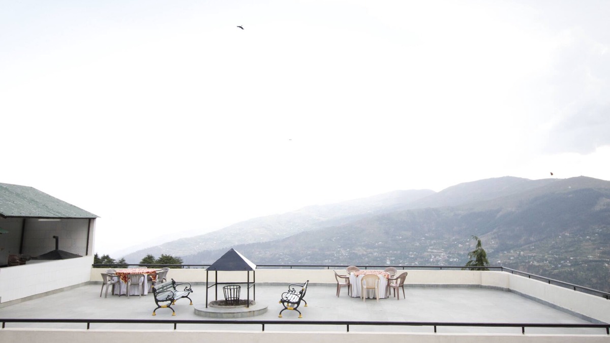 Patnitop Hotel | Vardaan Hotels - PatniTop