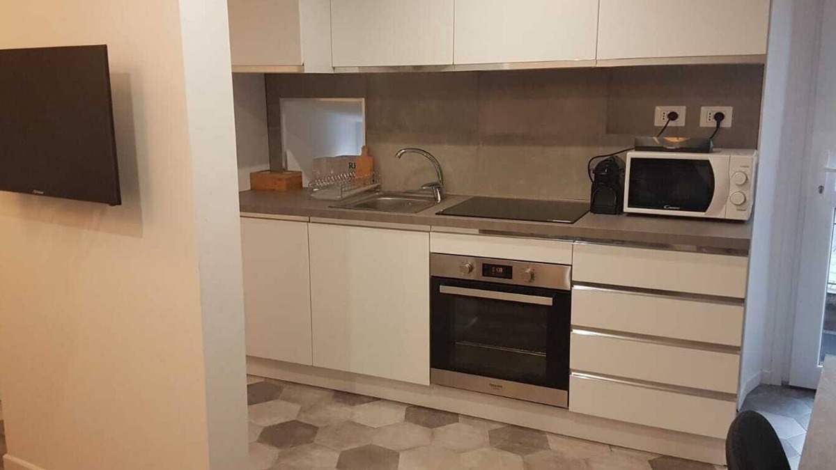 Varenna House | Varenna Sweet Home Varenna offer free Wifi, double bed, a sofa bed, a flat