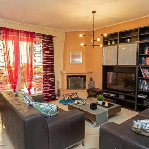 Saronikos Apartment | Vasia's House in Kalivia