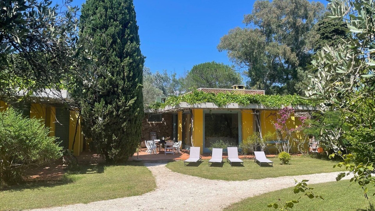 Porquerolles House | Vaste Maison D'architecte Avec Jardin Arboré