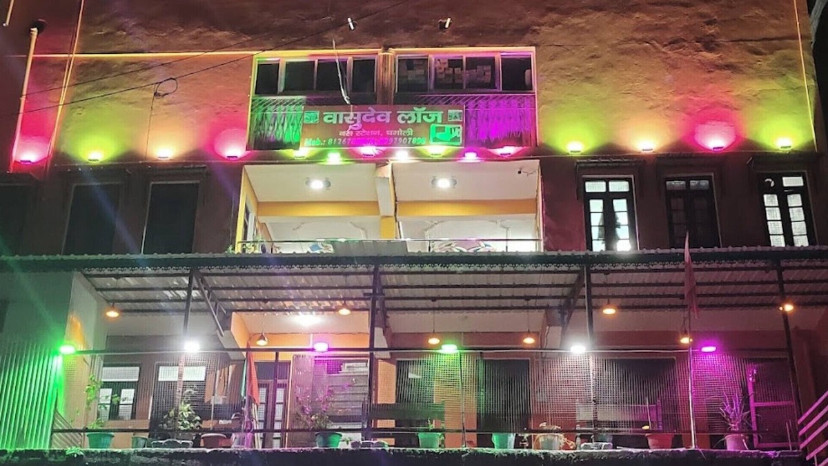 Chamoli Hotel | Vasudev lodge Gopeshwar