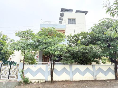 Akalkot House | Vatavriksha Guest House,Akkalkot