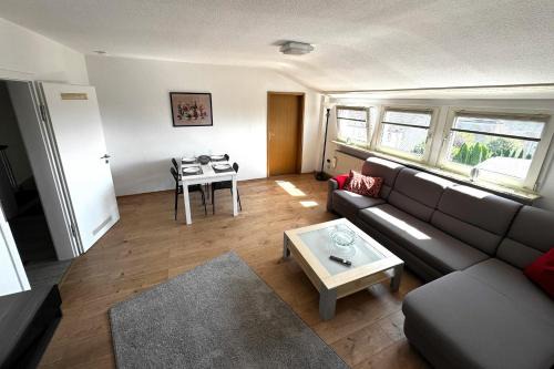 Remscheid Apartment | VAZ Apartments Schürmann für Monteure, Küche, WLAN, Parkplatz, Autobahnnah