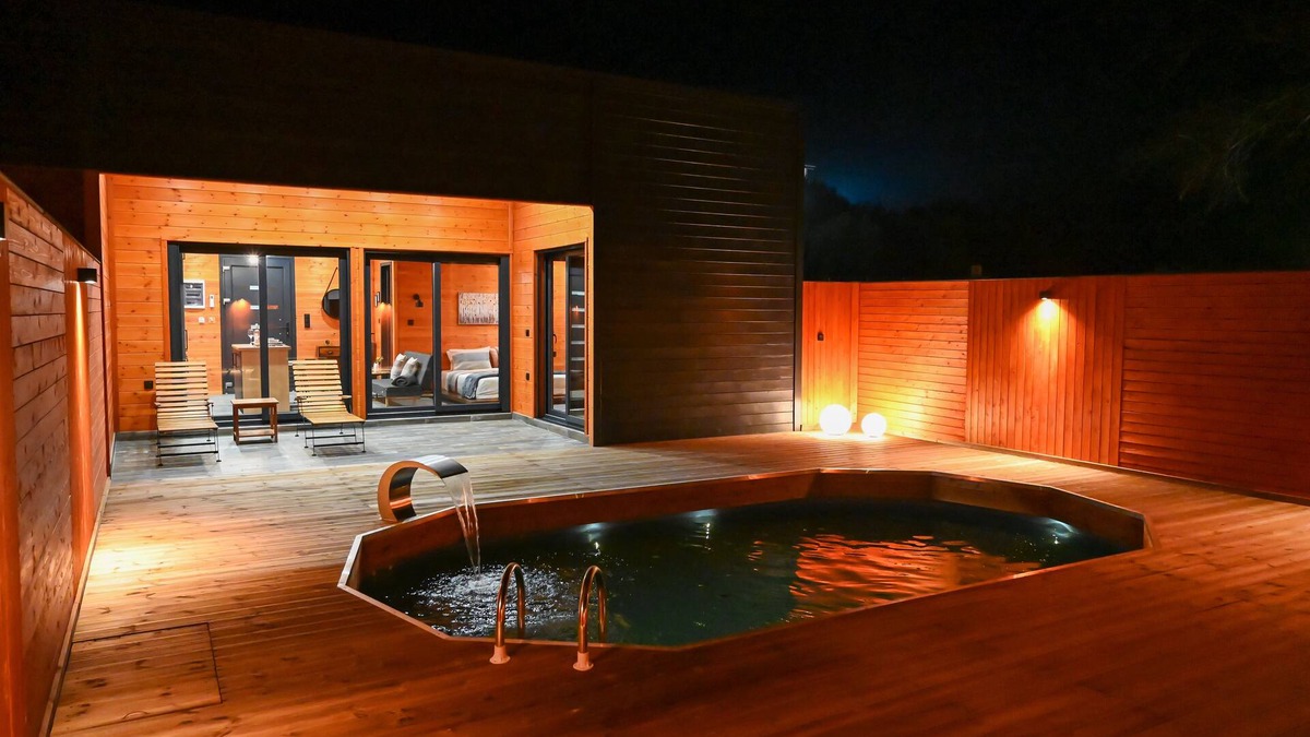 Kanali Resort | VB ECO SUITES - Suite with Pool View