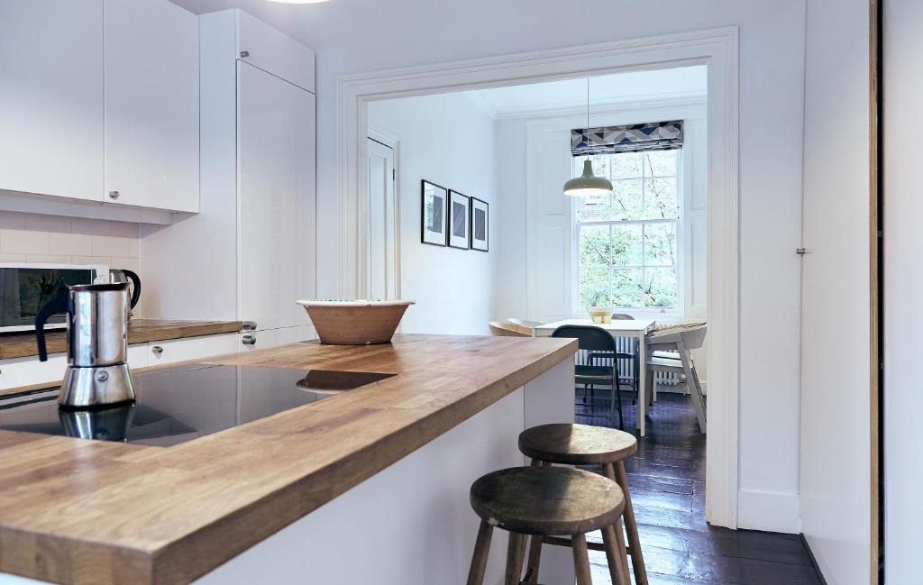 Angel House | Veeve - Angel Hideaway