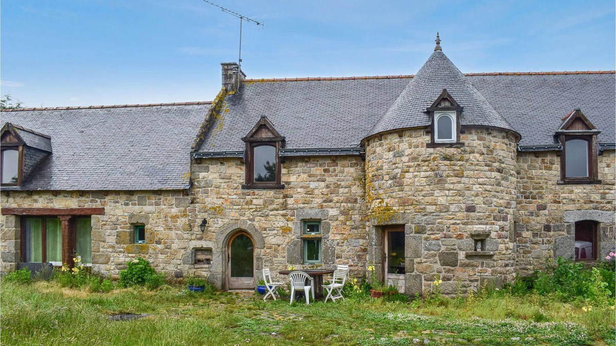 Begard House | Venez profiter de vos vacances dans ce vieux manoir à la campagne.