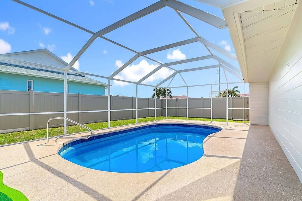 South Venice House | Venice Paradise: Beach & Fossil Fun