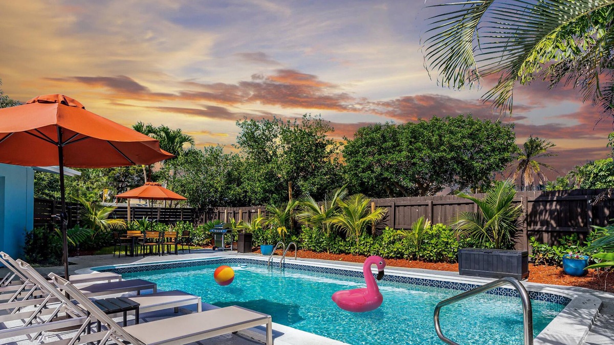 Middle River Terrace House | Ventur Tropical with Elite Pool & Ultimate Fun Zone