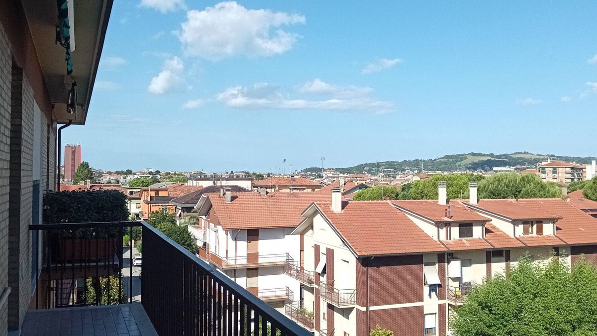 Pesaro Apartment | VerdeMare Home in Pesaro Apartment for families