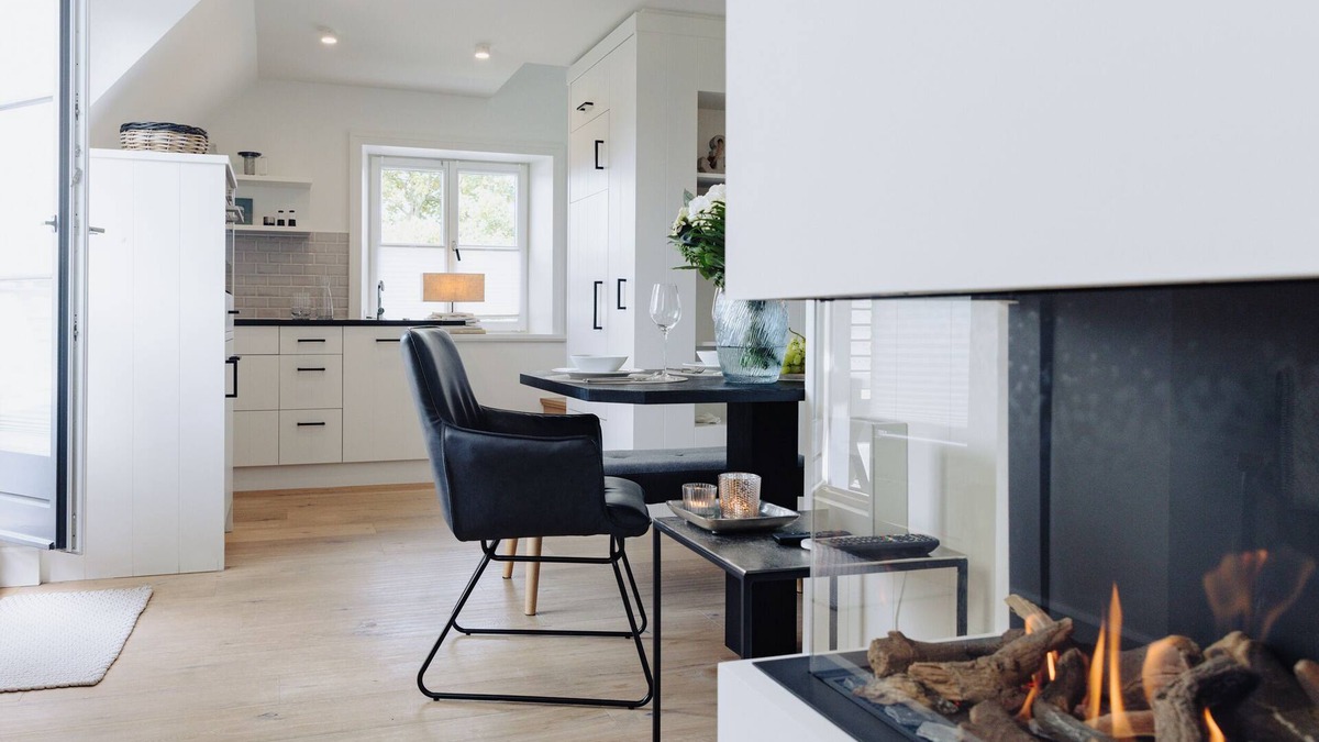 Tinnum Apartment | Verwöhnung und Behaglichkeit: Ihr Privates Refugium für bis zu 4 Personen