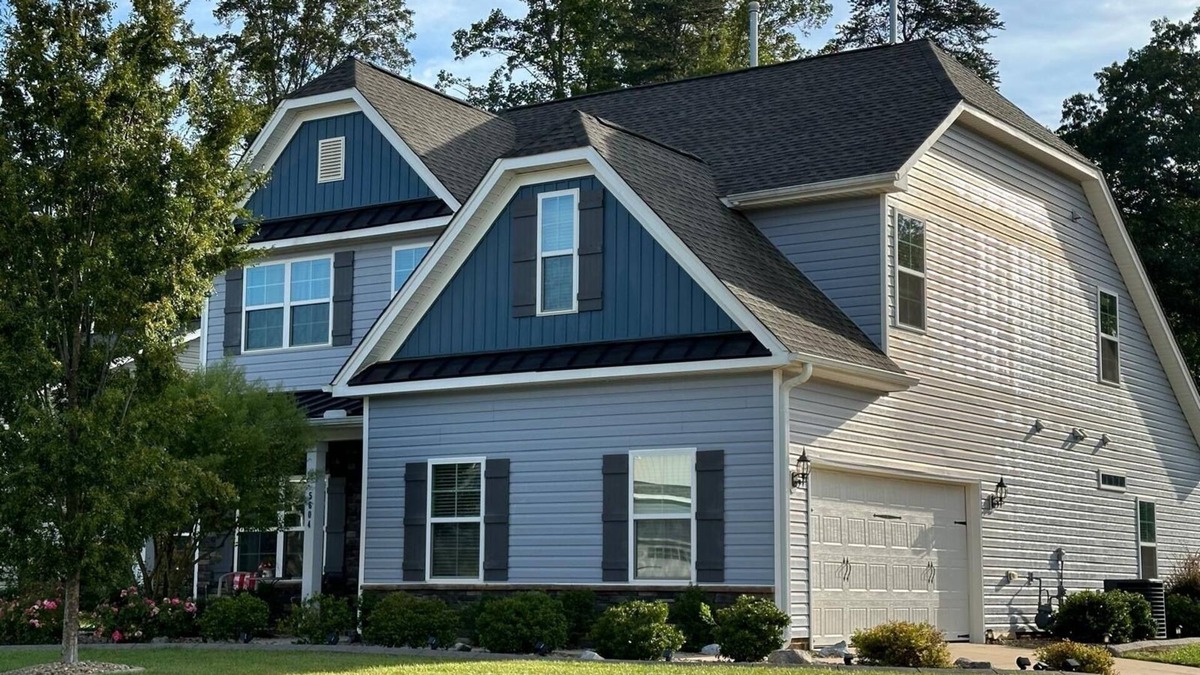 Colfax House | Very bright, cozy and spacious new 4-bedroom house in a beautiful community