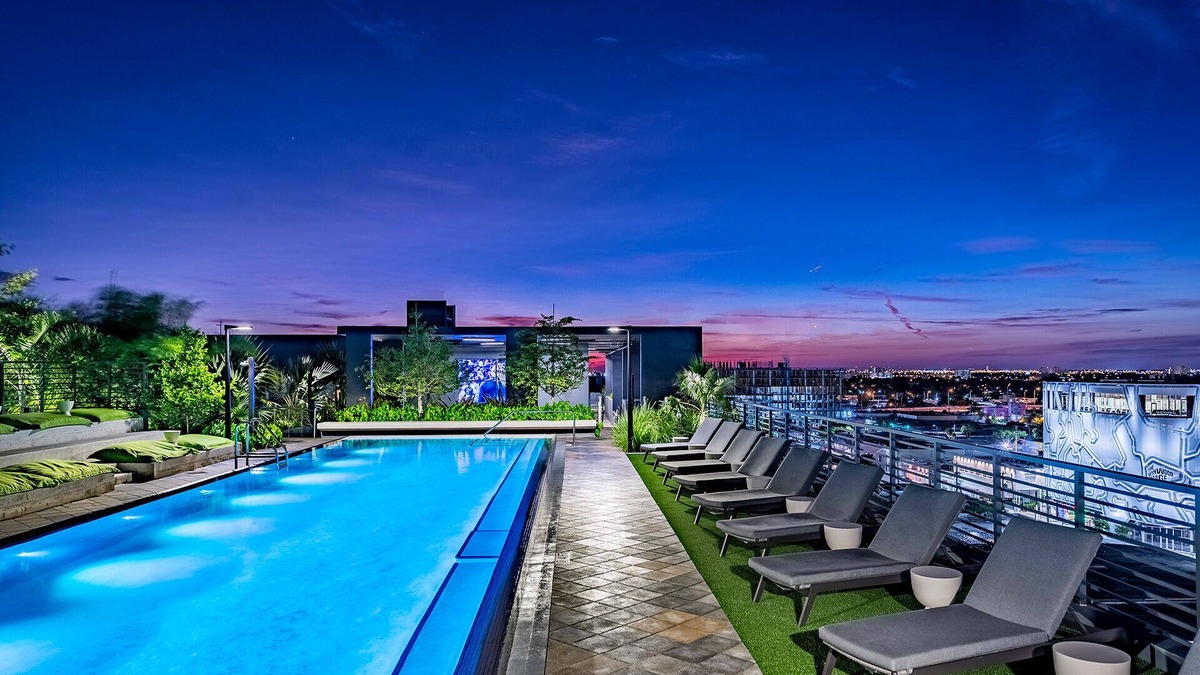 Wynwood Art District Apartment | Very chic 2 bedrooms 2 baths. Middle of Wynwood 🌴☀️
