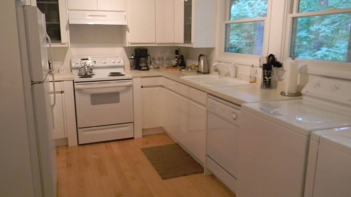 Gambier House | Very clean, comfortable home within walking distance of beautiful Kenyon College