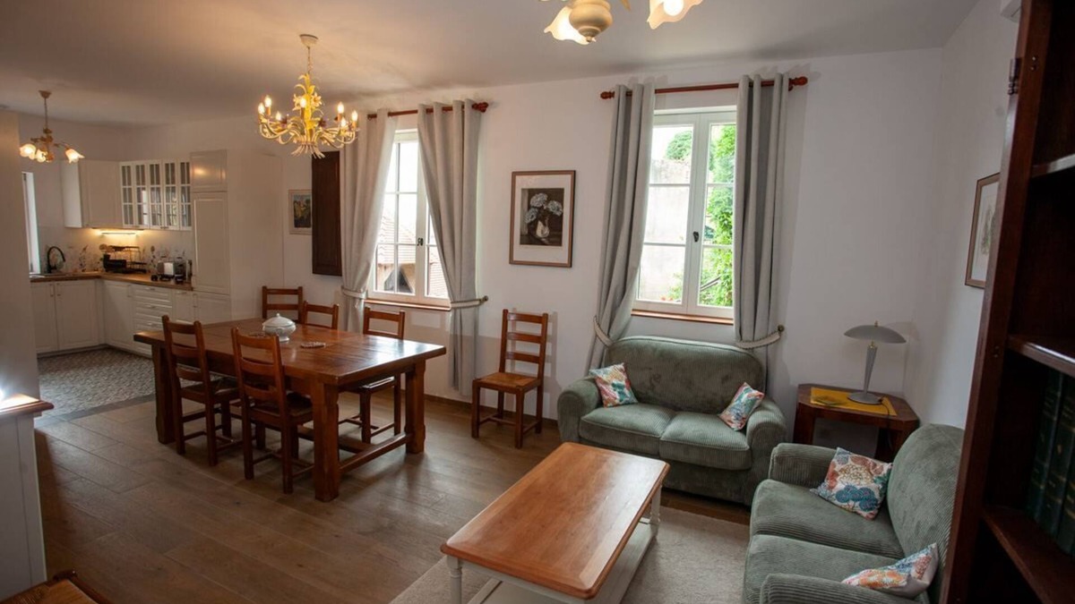 Martailly-Les-Brancion House | Very comfortable gite for 4 people in the medieval village of Brancion