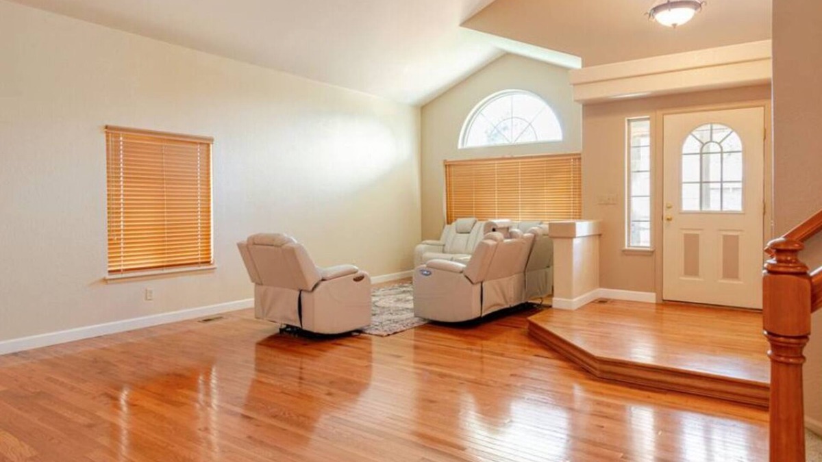 Green Valley Ranch House | Very nice 4 bedrooms house. five minutes from Denver international airport
