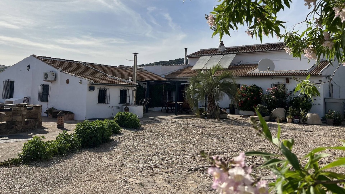 Almogia Cottage | Very nice casita, large private pool and all contemporary comforts!