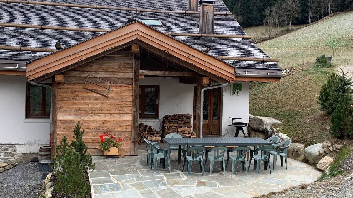 Beaufort Ski Chalet | Very nice cottage for 15 in the heart of Beaufortain