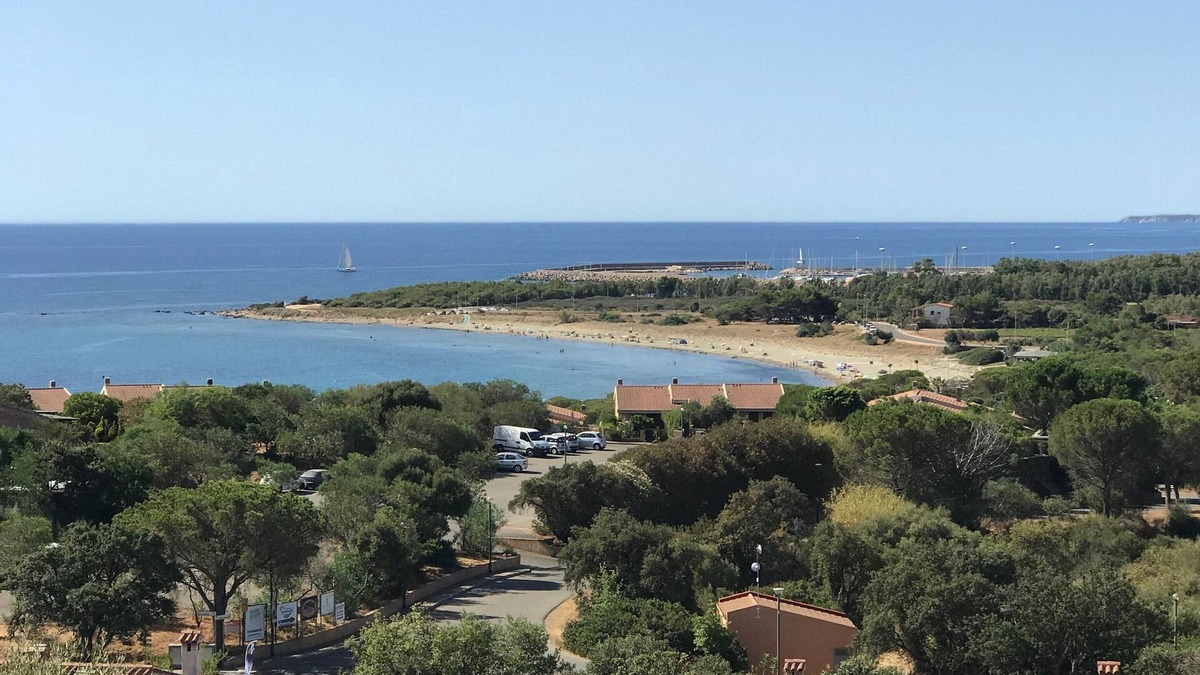 Porto Corallo House | Very panoramic 10 minutes walk from the sea