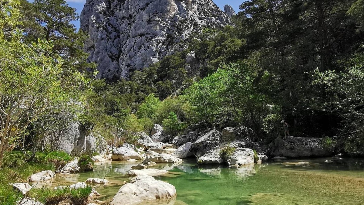 Bargeme House | Very pretty, bright, south-facing sheepfold on an organic farm in the Verdon.